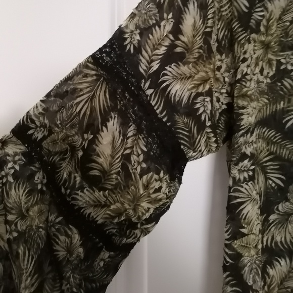 Zara Sheer Floral Print Blouse - Picture 3 of 4